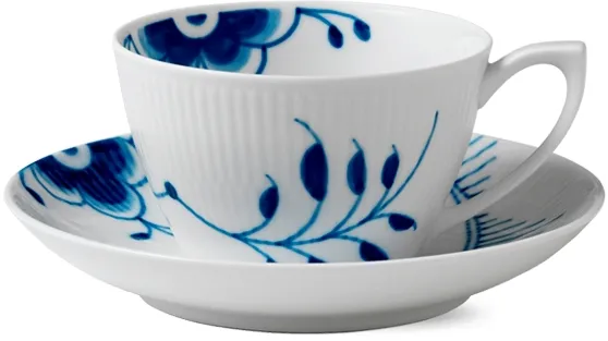 Royal Copenhagen Azul Mega Acanalada Taza y Platillo - 28 cl